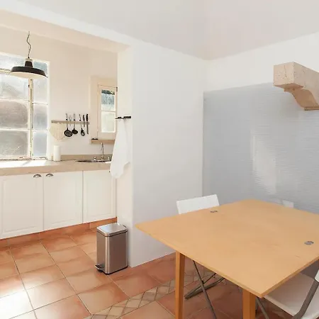 1bd Flat Near